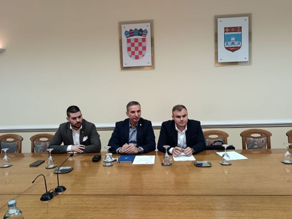 Stipo Filakov predsjednik, a Luka &Scaron;o&scaron; potpredsjednik Županijskog savjeta mladih OBŽ