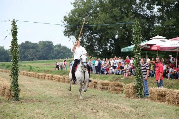 Šokačka alka 2026. ponovno u znaku običaja i zajedništva