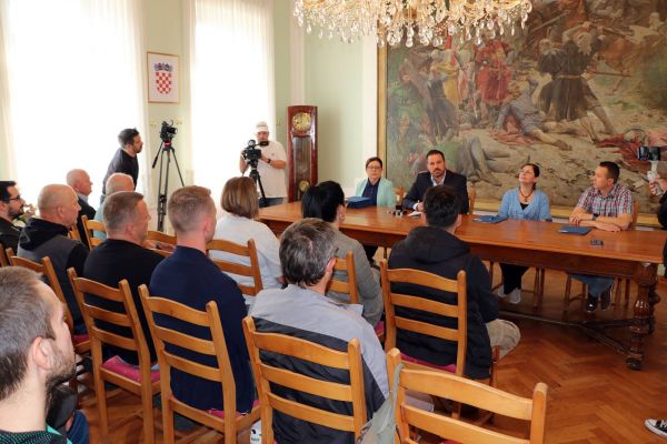 [VIDEO] Potpisani ugovori s 26 korisnika za energetsku obnovu obiteljskih kuća