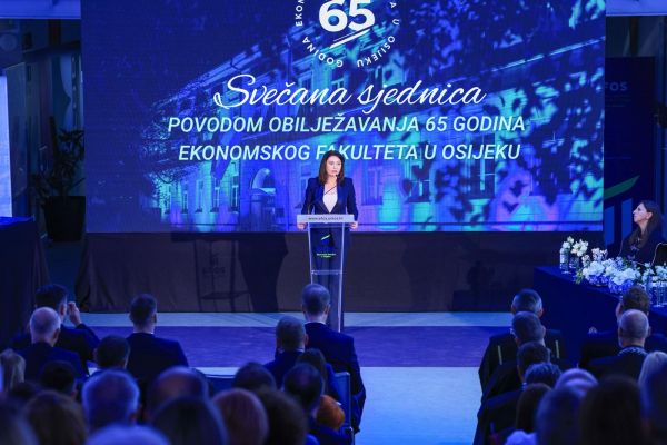 Ekonomski fakultet u Osijeku obilježio 65. godišnjicu uspješnog rada