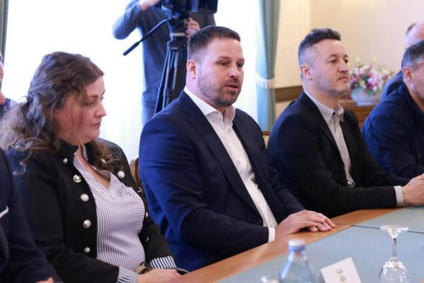 Potpisan ugovor za O&Scaron; IGK u Đakovu: uvjeti za jednosmjensku nastavu
