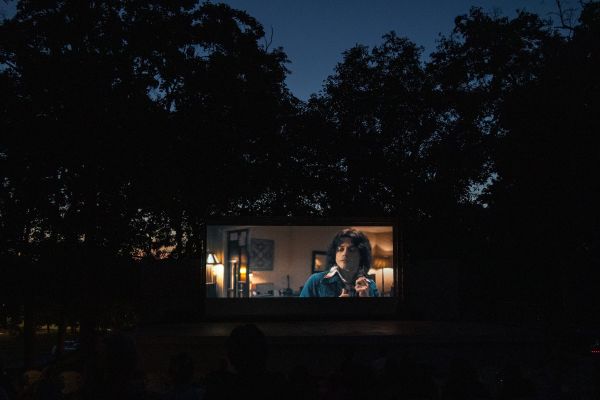 Ljetno kino vraća čaroliju filma pod otvoreno nebo Đakova