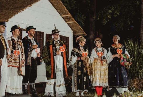 Poziv za sudjelovanje na Reviji „60 godina Izbora za najbolje nošeno narodno ruho“
